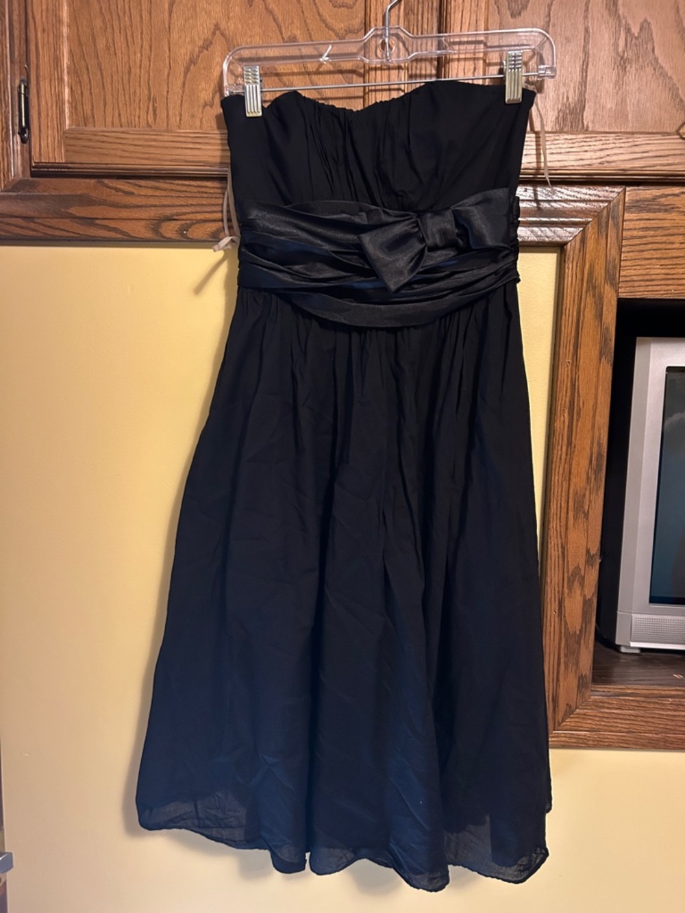 Forever 21 Black Strapless Bow-Waist Cocktail Dress